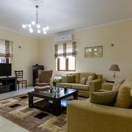 Katerina & Elia'S Family House Apartment Leonidio Bagian luar foto