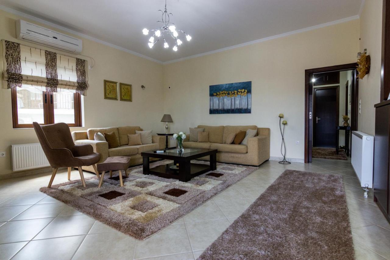 Katerina & Elia'S Family House Apartment Leonidio Bagian luar foto