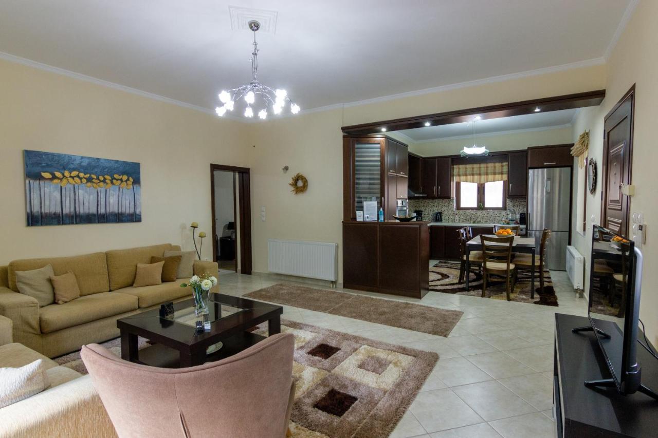 Katerina & Elia'S Family House Apartment Leonidio Bagian luar foto