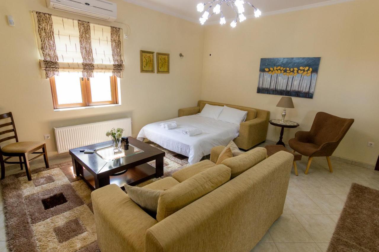Katerina & Elia'S Family House Apartment Leonidio Bagian luar foto