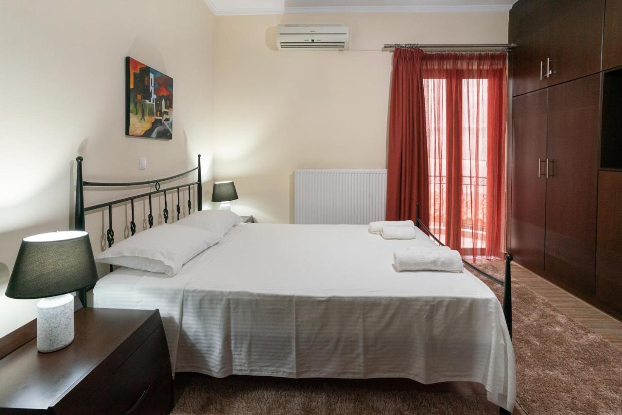 Katerina & Elia'S Family House Apartment Leonidio Bagian luar foto