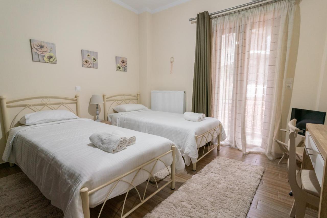 Katerina & Elia'S Family House Apartment Leonidio Bagian luar foto