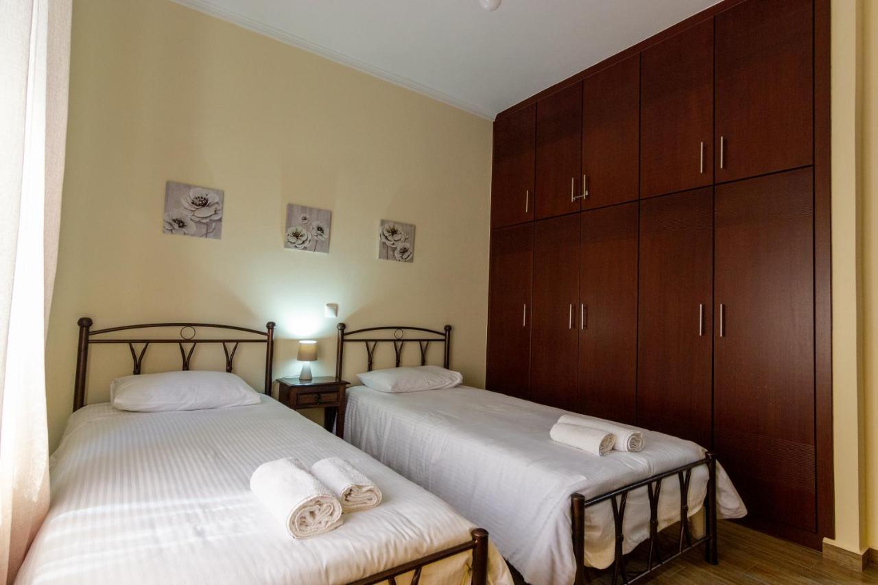 Katerina & Elia'S Family House Apartment Leonidio Bagian luar foto